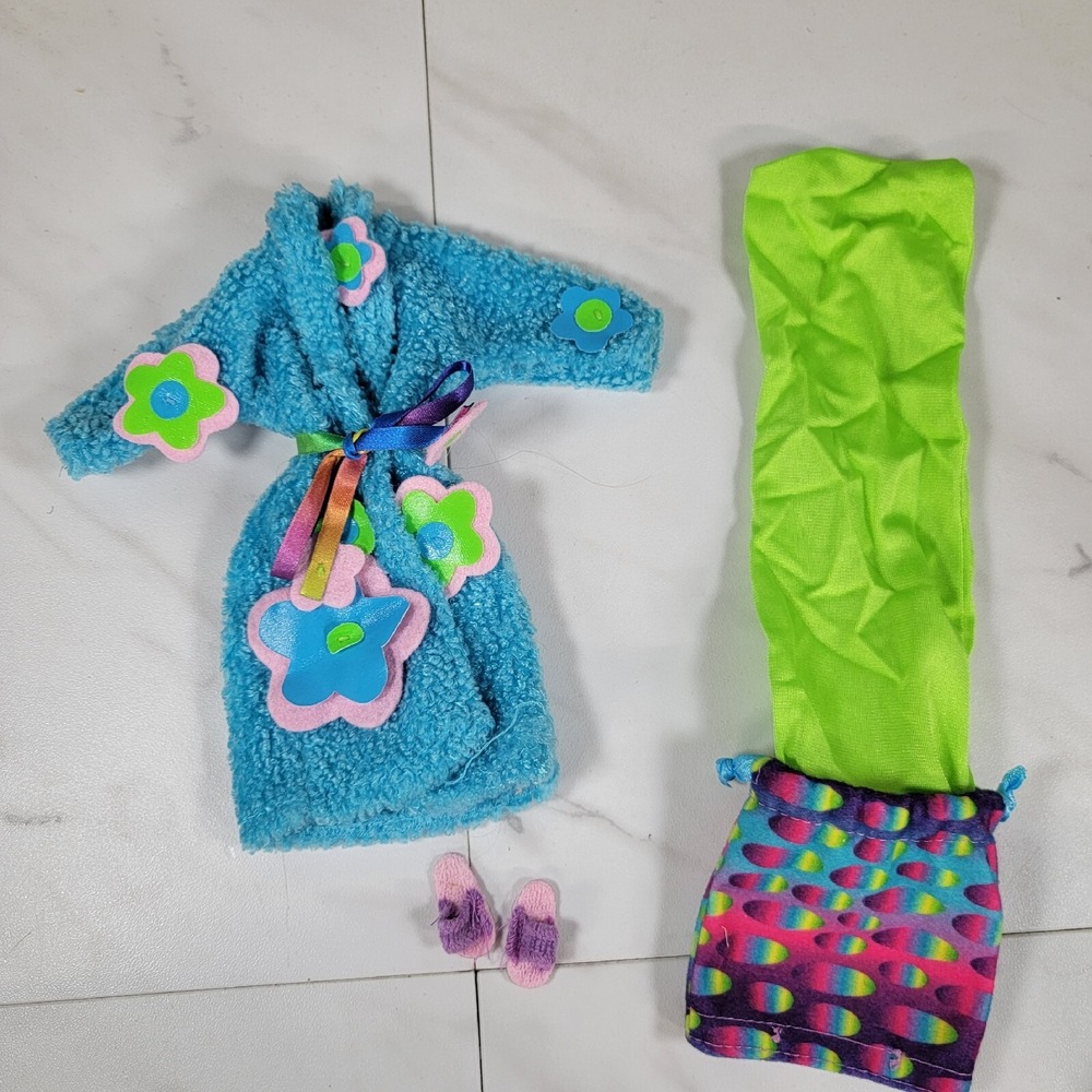1999 BARBIE  "Pajama Fun" Blue TERRY‎ BATH ROBE w/COLORFUL BUTTERFLIES